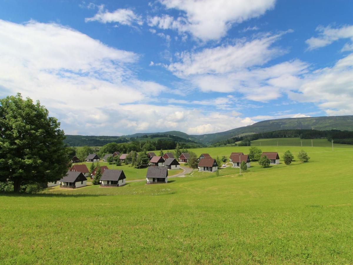 Holiday Home Holiday Hill 47 By Interhome Cista  Exteriör bild